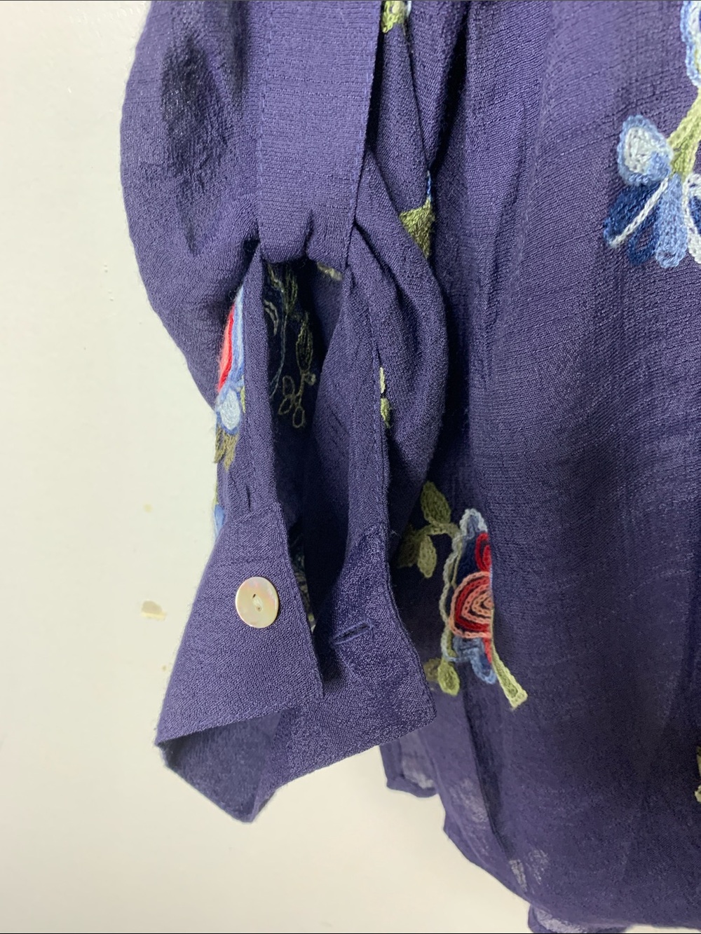 fig and flower Navy Floral Embroidered lightweight Button-Front Blouse 1X - Picture 4 of 14